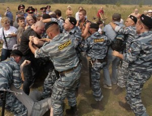 Police Detain 50 at Khimki Forest Protest