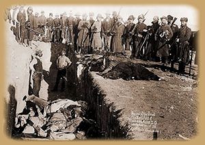 woundedd-knee-1890-mass-grave