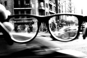 black-and-white-frame-glasses-old-town-olden-street-Favim_com-66328