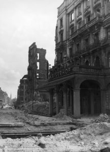 Geschichte / Deutschland / 20. Jh. / Nachkriegszeit: Berlin 1945-49 / Kriegszerstörungen / Ruinen / Gebäude / Verkehr und Wirtschaft / Gaststätten, Hotels / Hotel Kaiserhof