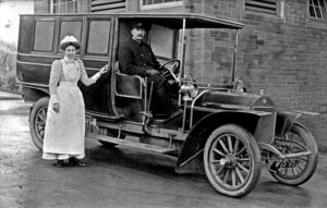 0_edinburgh_transport_cars_vans_lorries_-_ambulance_1907