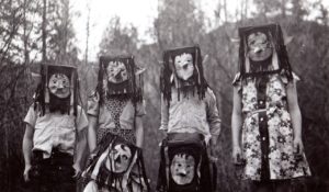 Haunting Vintage Halloween Photographs Before the 1950s (6)