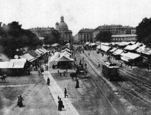 Piazza_porta_palazzo